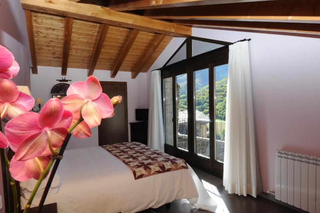 Casa Rural La Comella Tirvia Номер фото
