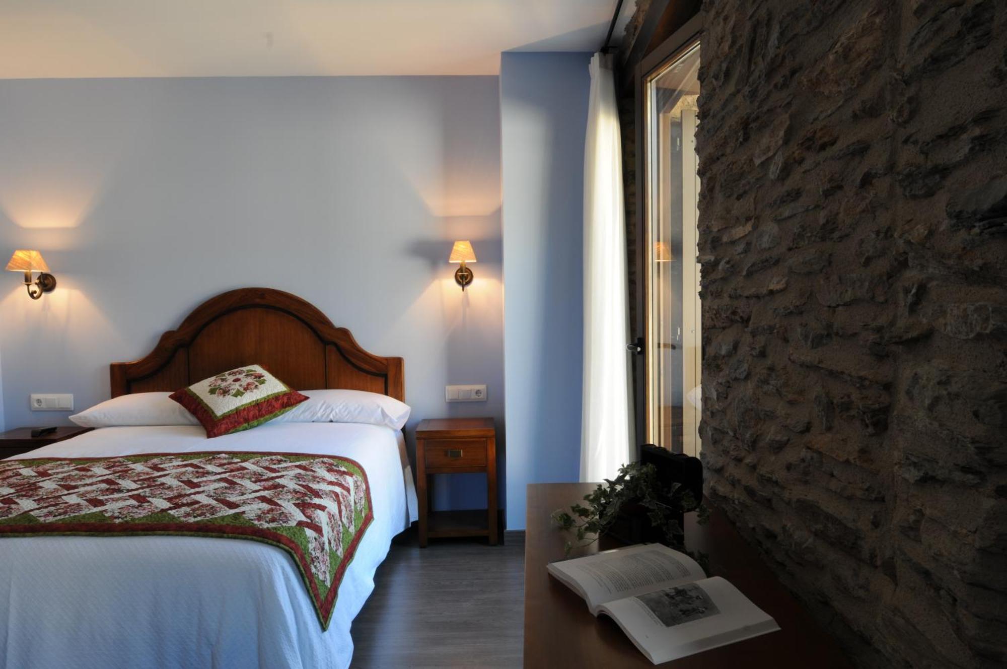 Casa Rural La Comella Tirvia Экстерьер фото