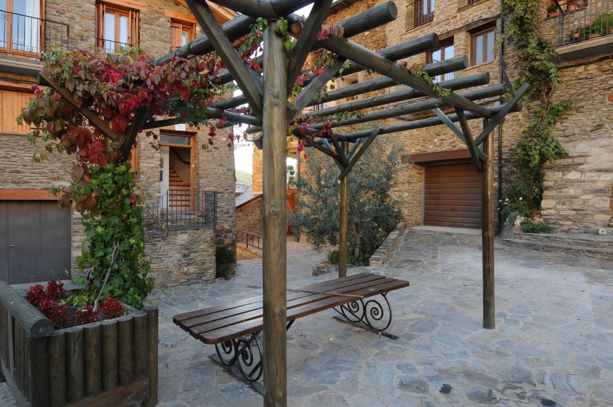 Casa Rural La Comella Tirvia Экстерьер фото
