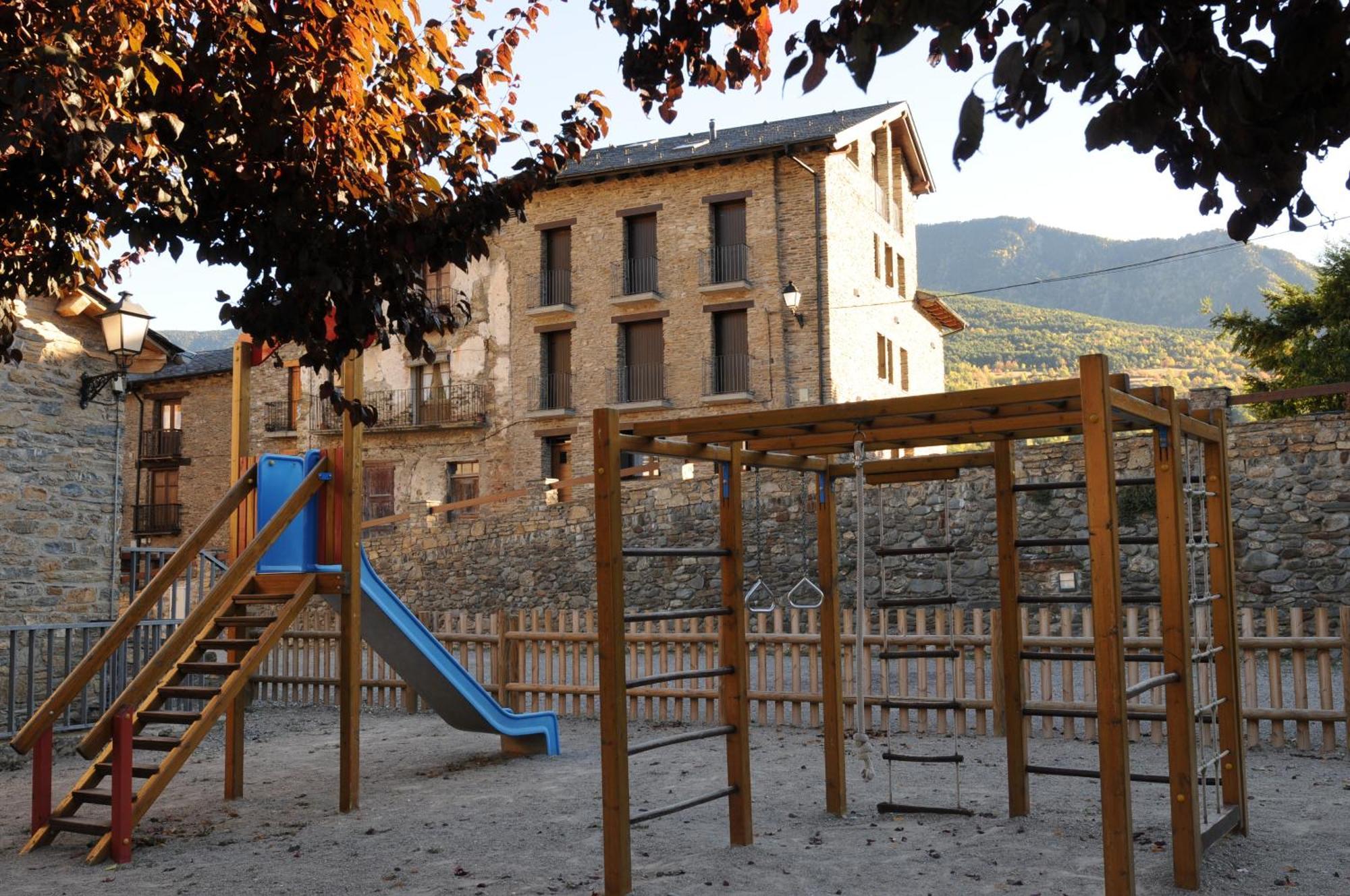 Casa Rural La Comella Tirvia Экстерьер фото