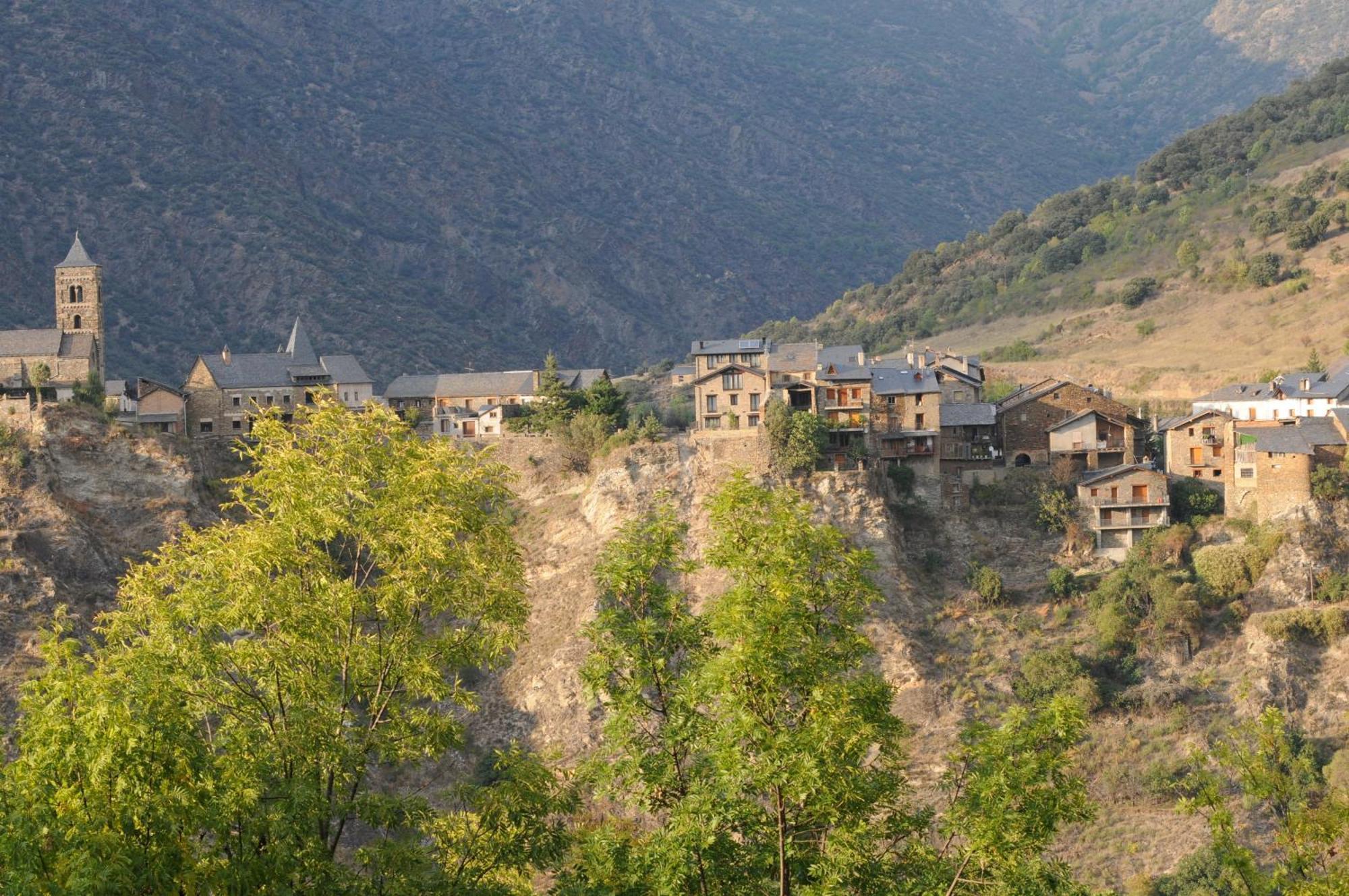 Casa Rural La Comella Tirvia Экстерьер фото