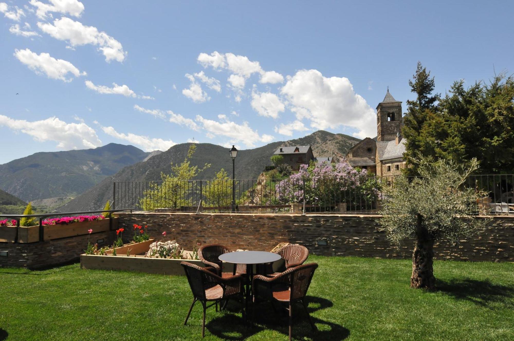 Casa Rural La Comella Tirvia Экстерьер фото