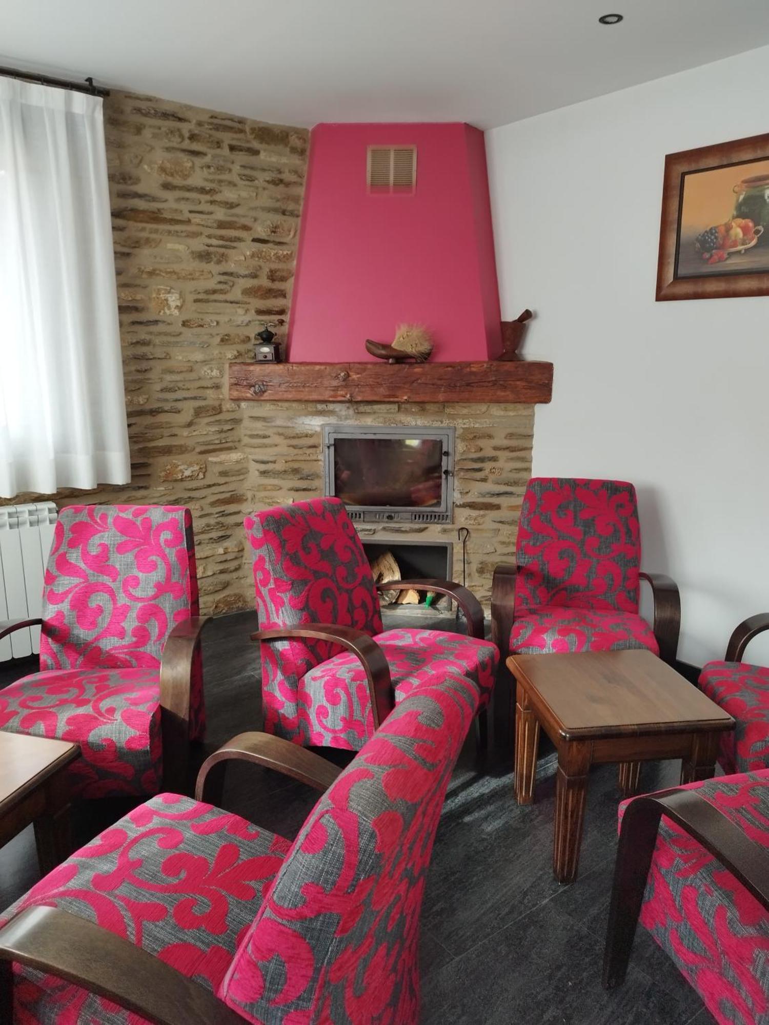 Casa Rural La Comella Tirvia Экстерьер фото